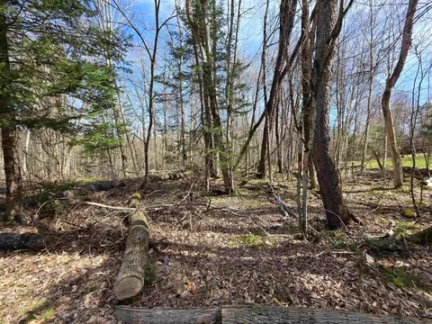 000 Milford Cir #029 & 030, Haverhill, NH 03785