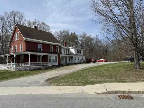 65 Giddings St, Springfield, VT 05150