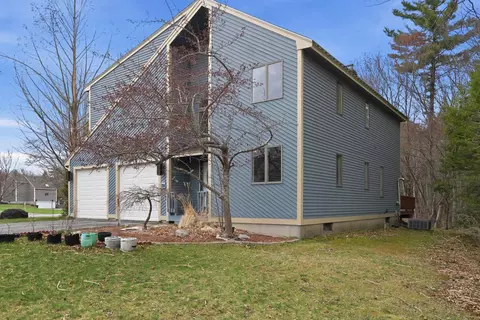 47 Drew Woods Dr, Derry, NH 03038