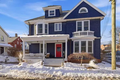 115 Court St, Portsmouth, NH 03801