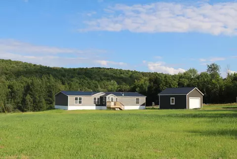 1056 Swamp Rd, Sheldon, VT 05483