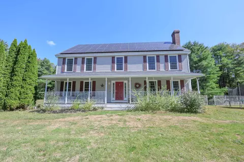 82 Hansonville Rd, Rochester, NH 03839