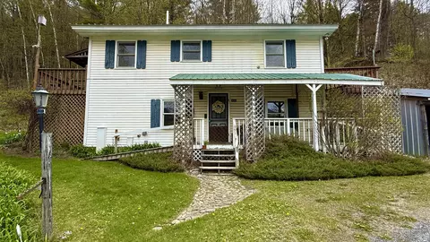 806 Vt Route 15 W, Johnson, VT 05656