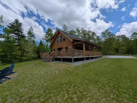 147 Fieldstone Dr, Haverhill, NH 03765