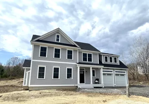 8 Megans Way #95, Epping, NH 03042