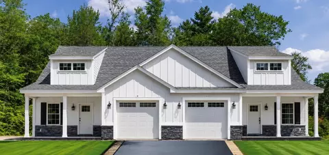 7 Cameron Ct #7, Hampstead, NH 03841