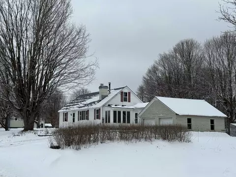 119 Town Farm Rd, Brandon, VT 05733