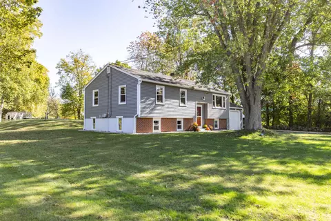 222 Portsmouth Ave, Stratham, NH 03885