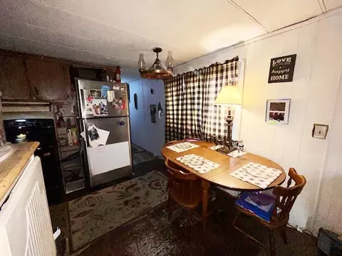4 Dow St, Exeter, NH 03833 photo 9