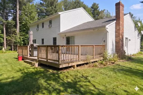 Exterior - 240 N Brownell Rd, Williston, VT 05495 photo 2 of 4