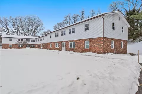 223 Sherwood Sq, Essex Junction, VT 05452