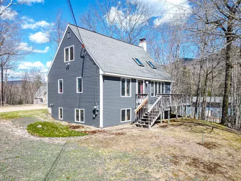5 Holiday Ridge Rd, Bartlett, NH 03812