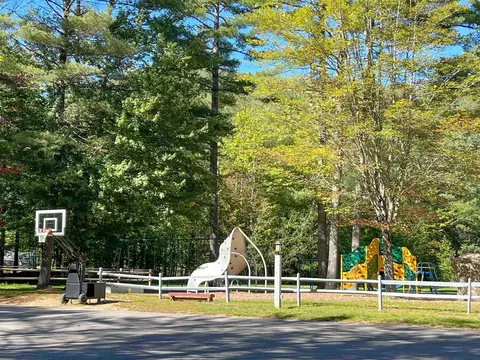 Exterior - 1 River Run Rd # -O, Bartlett, NH 03812 photo 4 of 5