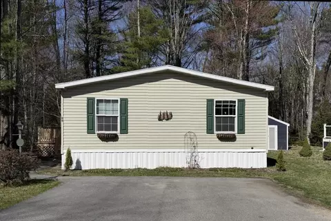 88 Eagle Dr, Rochester, NH 03868