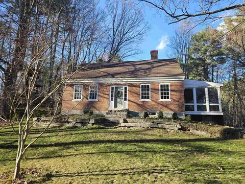 11 N Line Rd, Wolfeboro, NH 03894