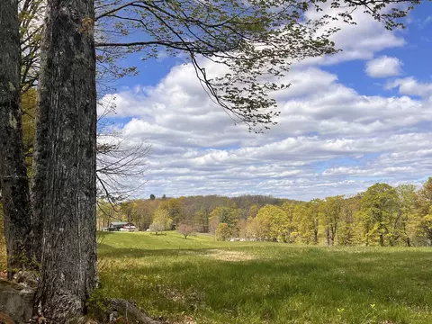 119 Advent Hill Rd, Hartland, VT 05048