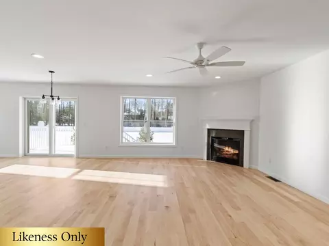 Living - 22 Blue Heron Loop #19, Milton, VT 05468 photo 3 of 5