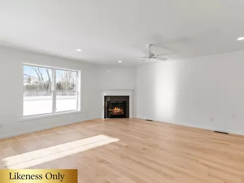 Living - 22 Blue Heron Loop #19, Milton, VT 05468 photo 2 of 5
