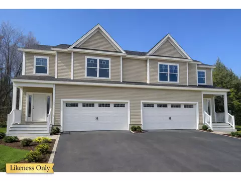 82 Greenbrook Cir #10, Milton, VT 05468