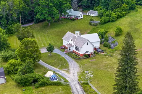 66 Duttonsville School Dr, Cavendish, VT 05142