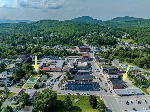 98 Main St, Lancaster, NH 03584