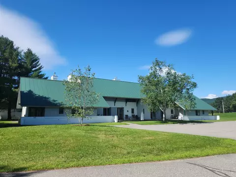261 Village Green Dr #10E, Stowe, VT 05672