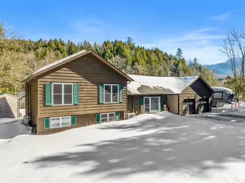 113 Glen Rd, Gorham, NH 03581