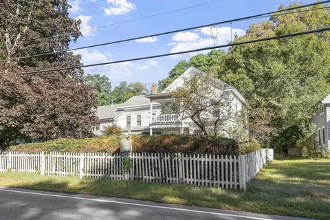 68 Brattleboro Rd, Hinsdale, NH 03451