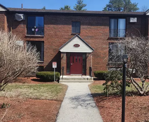 36 English Village Rd #202R, Manchester, NH 03102