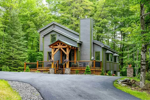 239 Valley View Rd, Dover, VT 05356