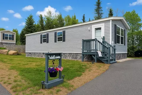 12 Victoria Ln, Berlin, NH 03570