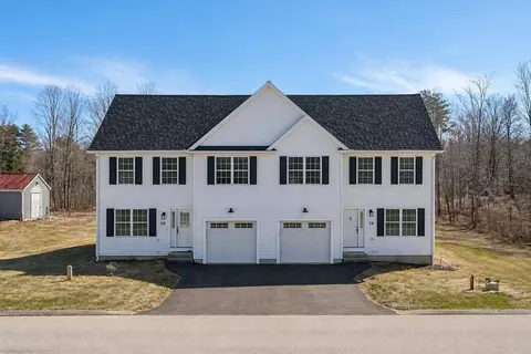 5 Violette Dr # B, Epping, NH 03042