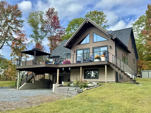 536 Upper Rogers Rd, Newbury, VT 05051