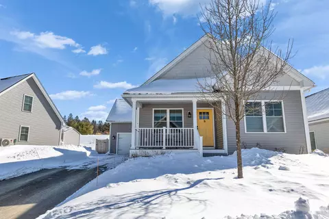 24 Church St, Peterborough, NH 03458