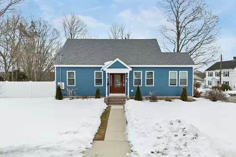 151 Tolles St, Nashua, NH 03064