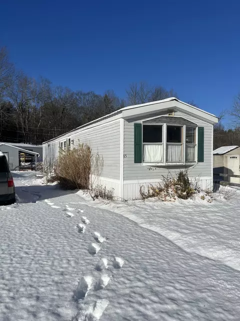 20 Old Henniker Rd #15, Hillsborough, NH 03244