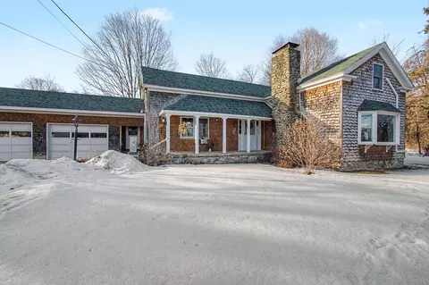 505 Middle Rd, Colchester, VT 05446