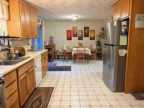 7 Chapman Way, Exeter, NH 03833