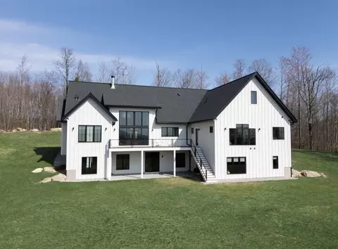 57 Cranberry Meadow Dr, Peterborough, NH 03458