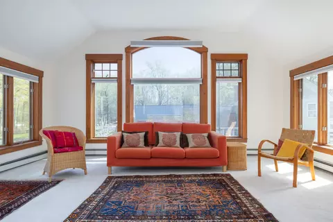 Living - 1003 School St, Dunbarton, NH 03046 photo 1 of 3
