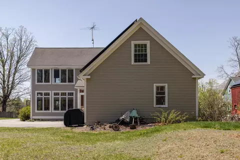 Exterior - 1003 School St, Dunbarton, NH 03046 photo 17 of 22
