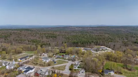 View/Area - 1003 School St, Dunbarton, NH 03046 photo 6 of 8