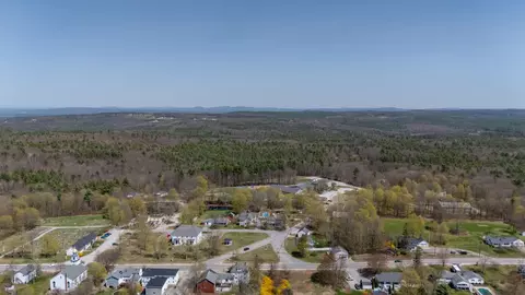 View/Area - 1003 School St, Dunbarton, NH 03046 photo 7 of 8