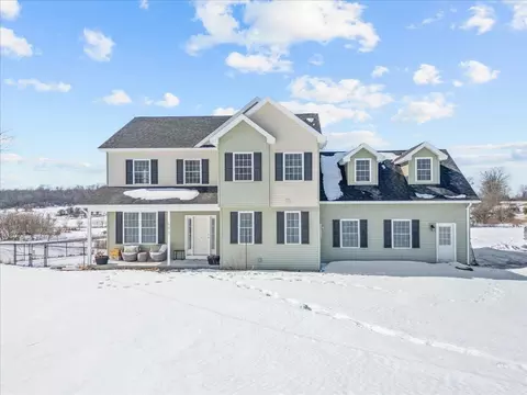 693 Brigham Rd, St. Albans Town, VT 05478