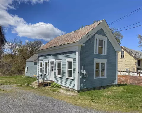76 East St, Charlestown, NH 03603