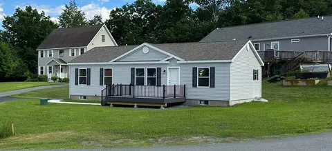 169 Butternut Rd, White River Junction, VT 05001