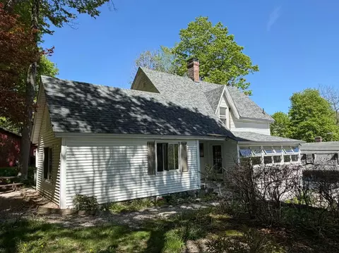 9 Kelsea Ave, Center Harbor, NH 03226