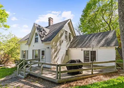 9 Kelsea Ave, Center Harbor, NH 03226