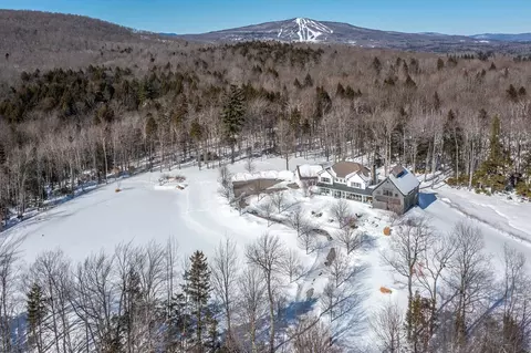 41 Stark Farm Rd, Winhall, VT 05340