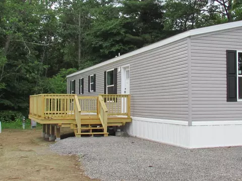 22 Martin Rd, Deering, NH 03244